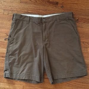 Men’s Columbia brown twill cargo shorts w36” L10”
